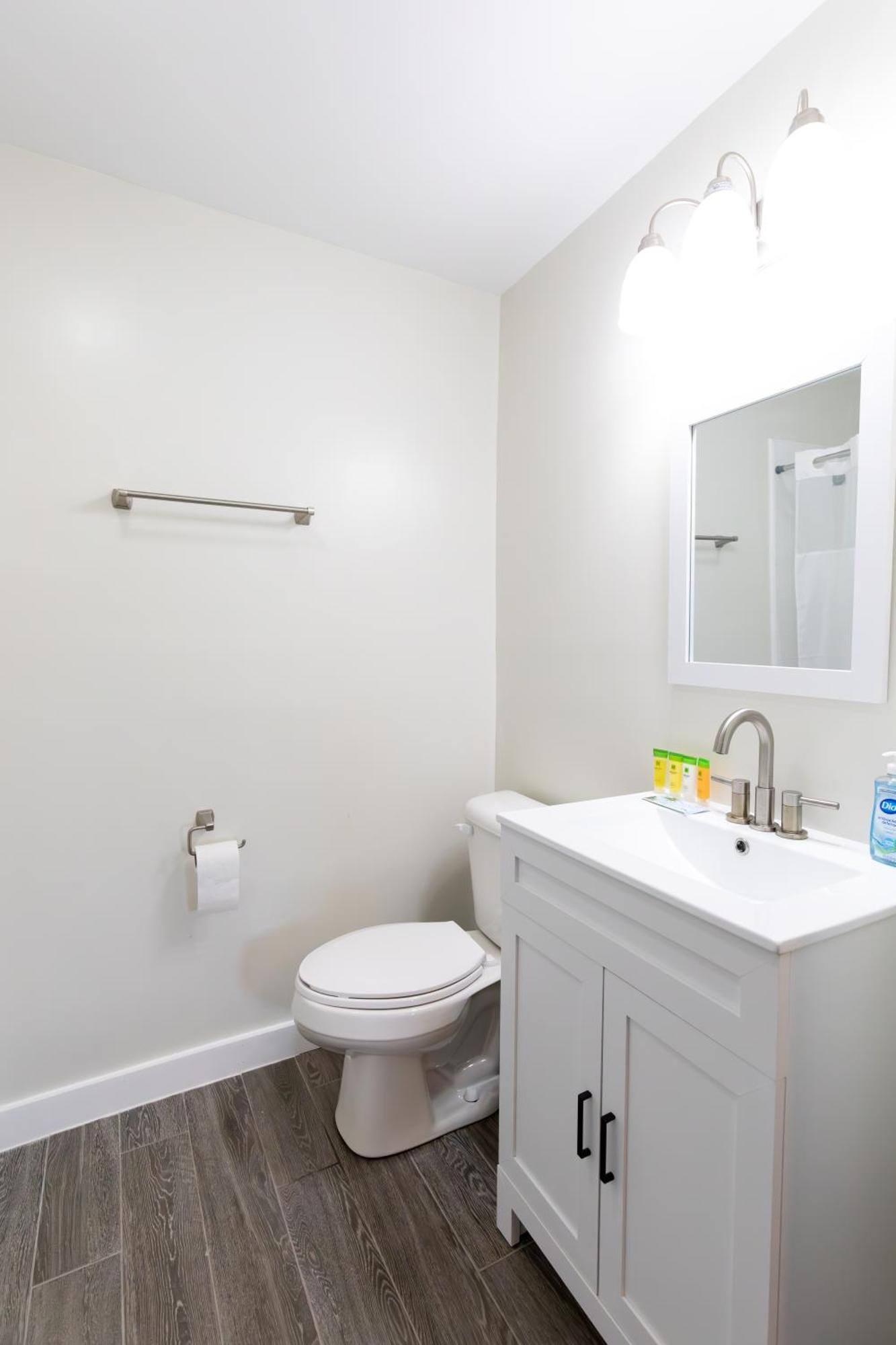 Anchor Bay Inn And Suites Sandusky Ngoại thất bức ảnh
