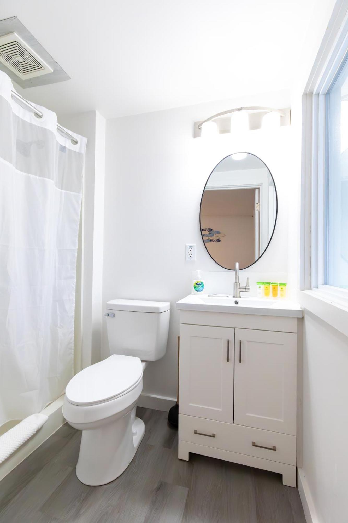 Anchor Bay Inn And Suites Sandusky Ngoại thất bức ảnh