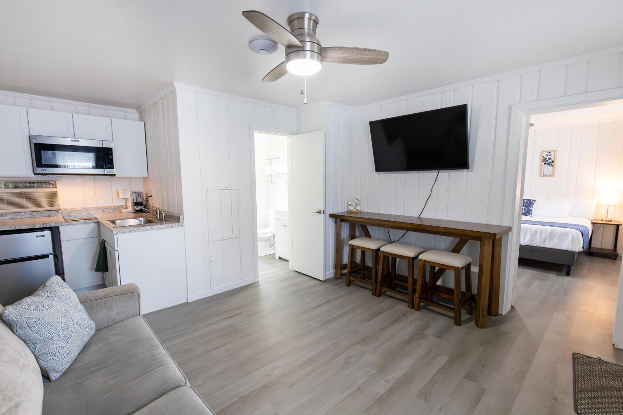 Anchor Bay Inn And Suites Sandusky Phòng bức ảnh