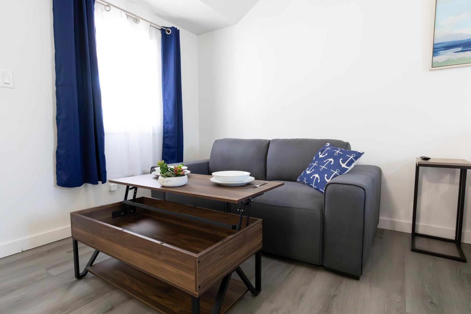 Anchor Bay Inn And Suites Sandusky Phòng bức ảnh